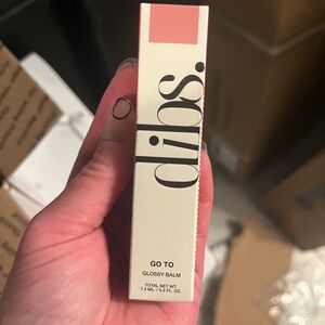 Dibs Go To Glossy Balm - Soft Pink